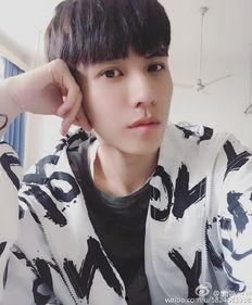 杨曦个人资料演员,多才多艺的影视新星，演绎人生百态